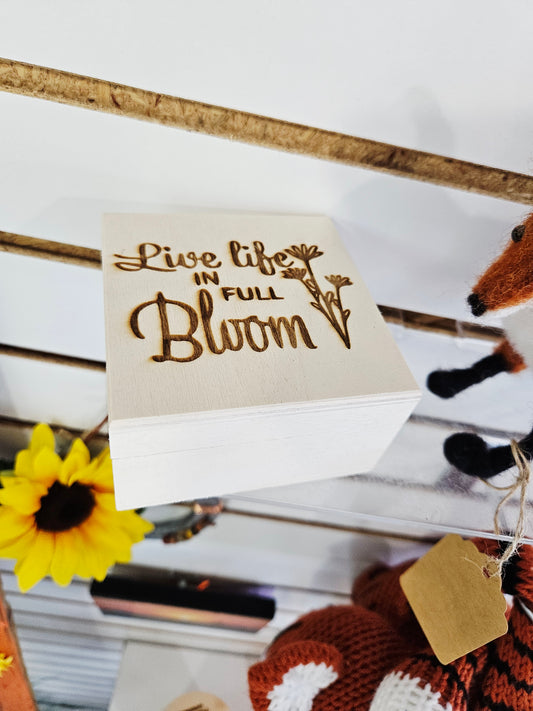 Live Life In Full Bloom Memory Box