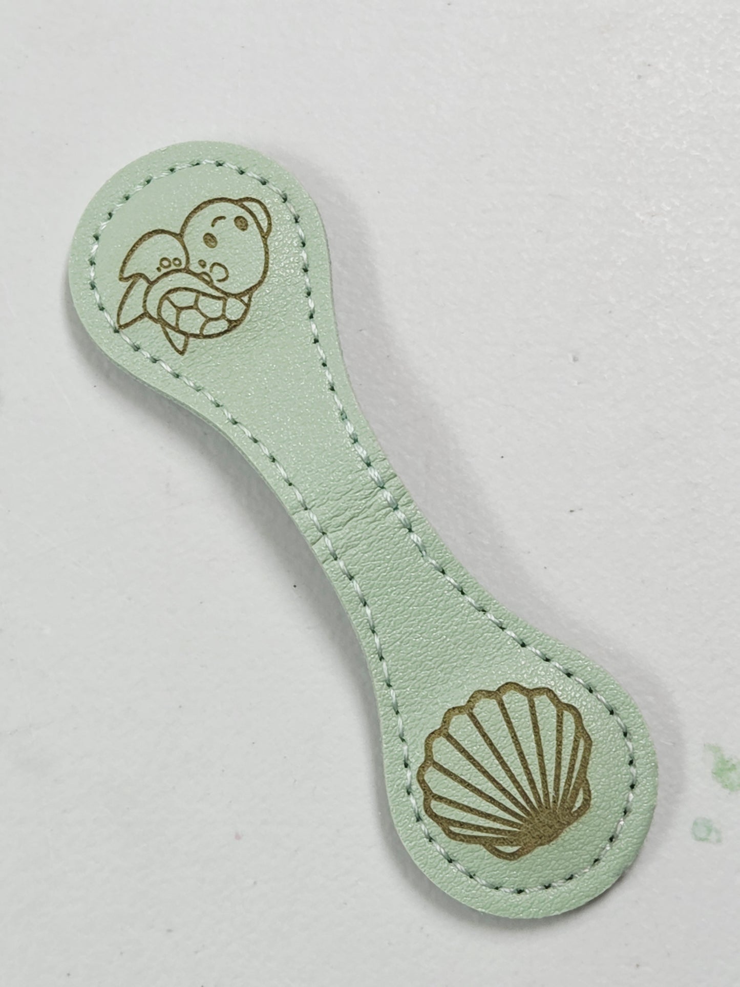 Magnetic Bookmark - Green Sea Turtle/Shell
