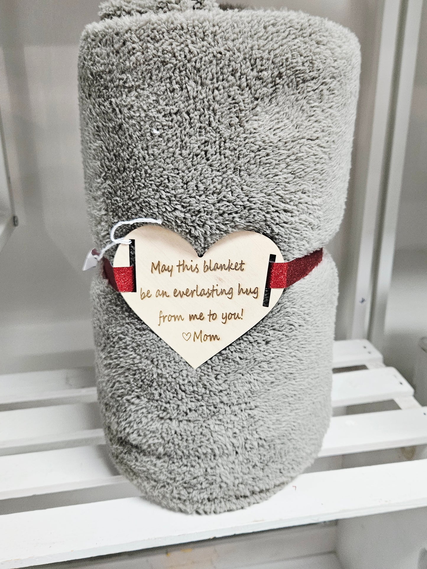 Blanket w/Engraved Tag Love Mom