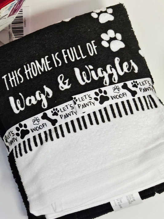 Kitchen Towels/Pot Holder w/Engraved Conversions Dog