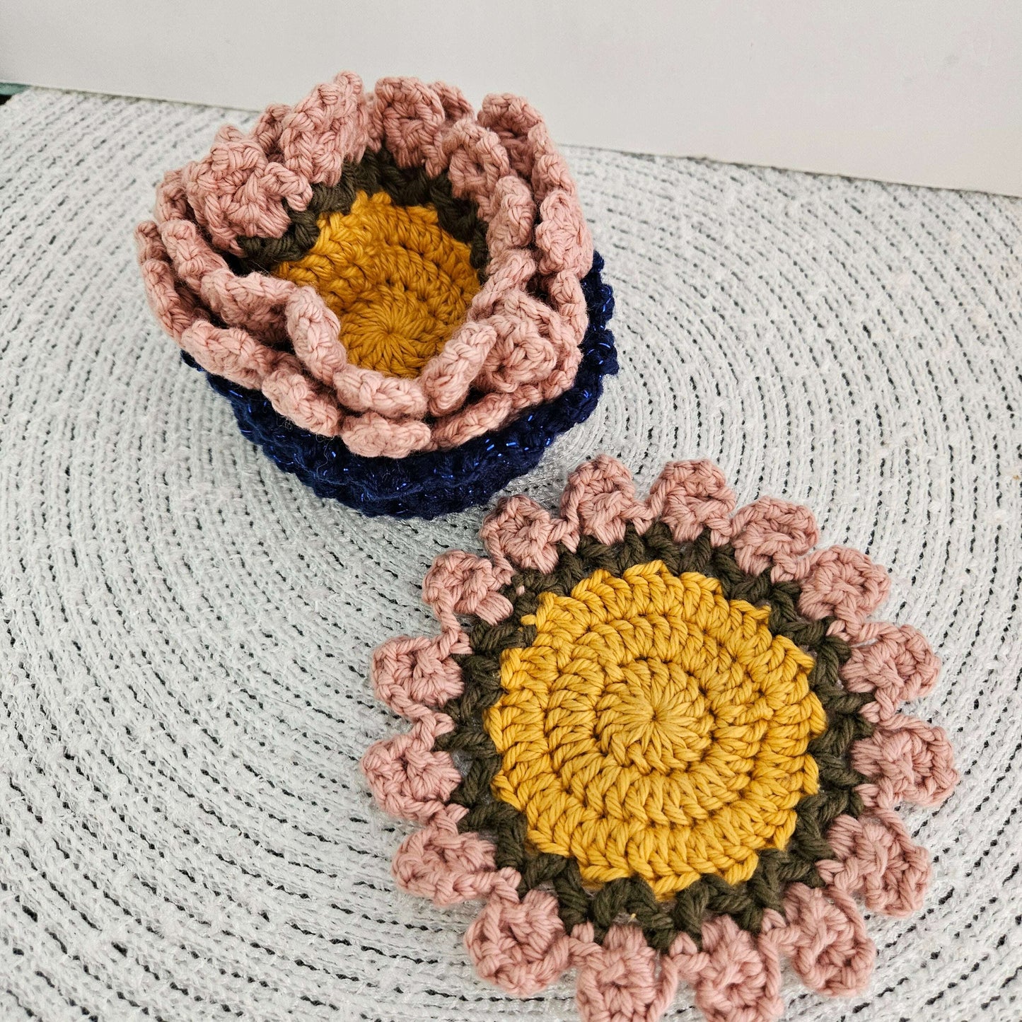 Pink Flower Coaster Set in Blue Sparkle Pot