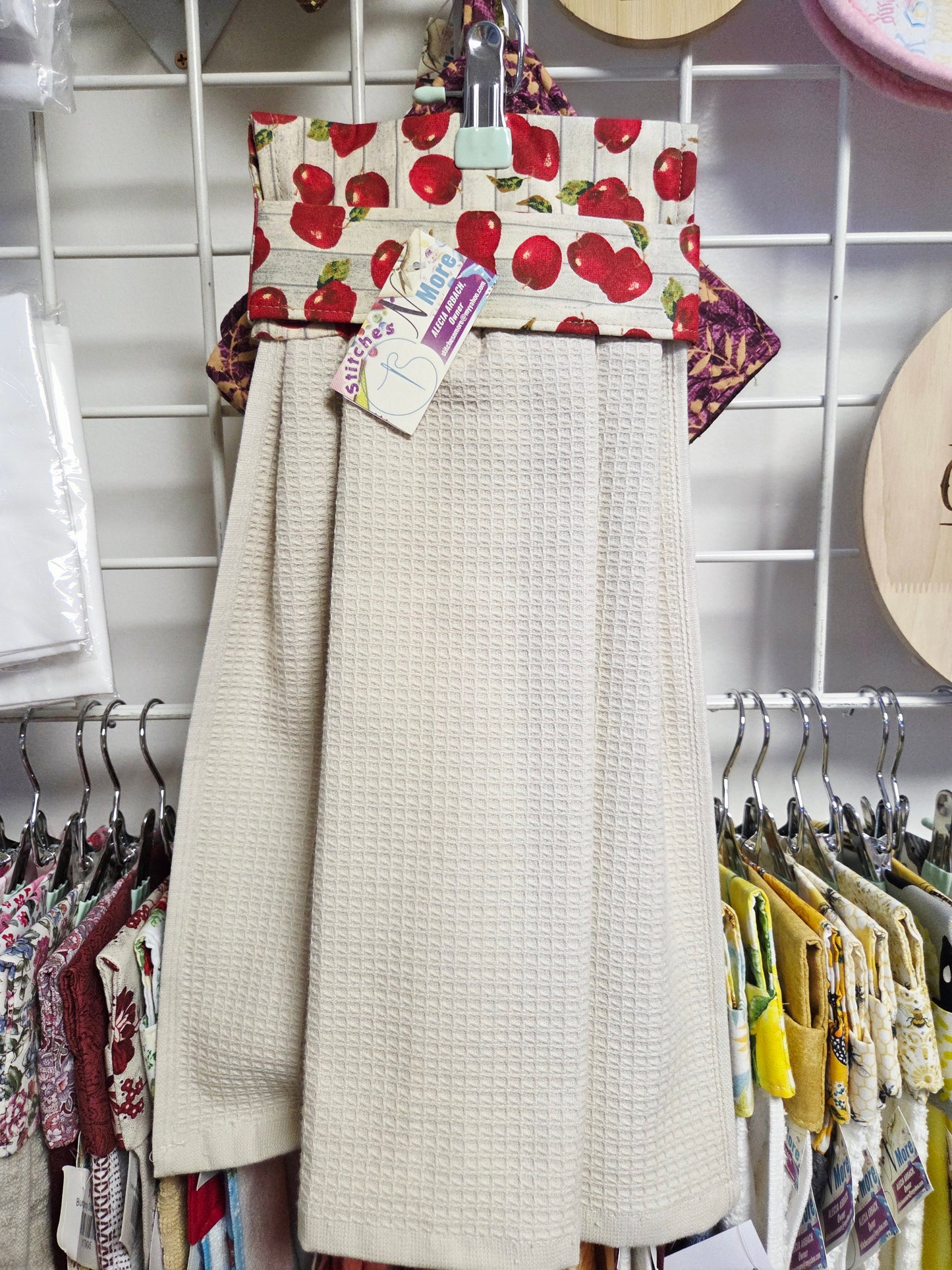 Apple Kitchen Towel Tan