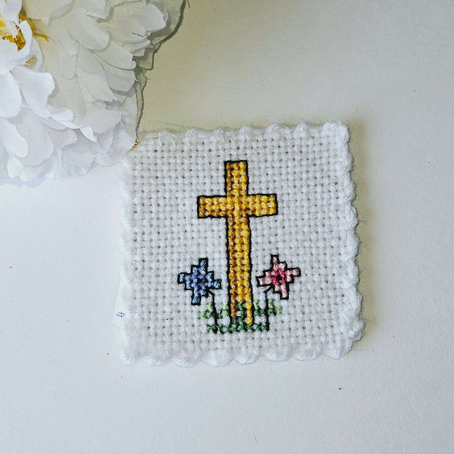 Single Embroidered Cross/Flowers Coaster