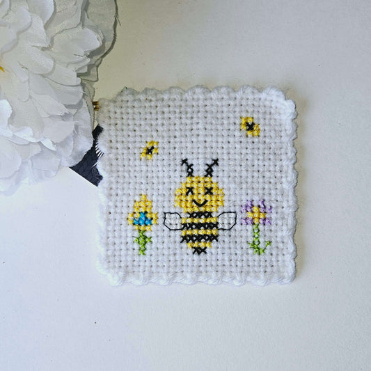 Single Embroidered Bee/Flowers Coaster