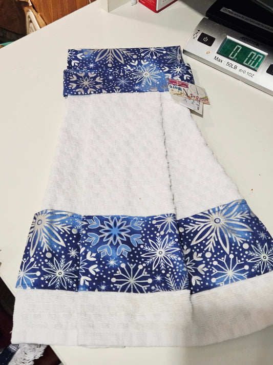 Blue Snowflake w/White Kitchen Towel