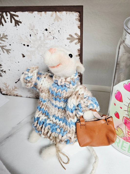 Felted Mouse with Purse