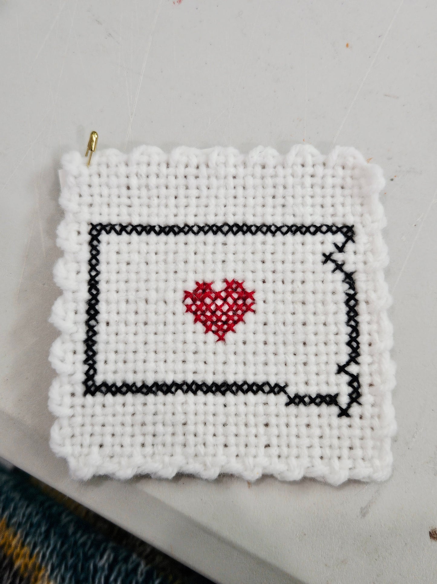 Single Embroidered SD w/Heart Coaster