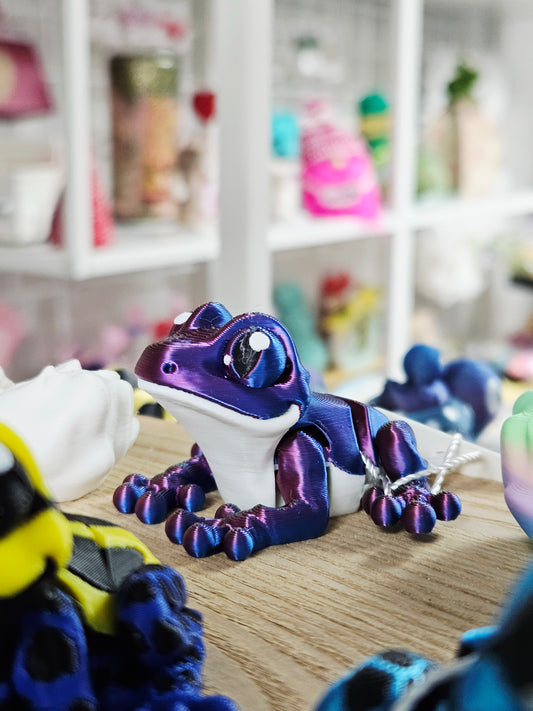 Purple/White Small 3D Frog