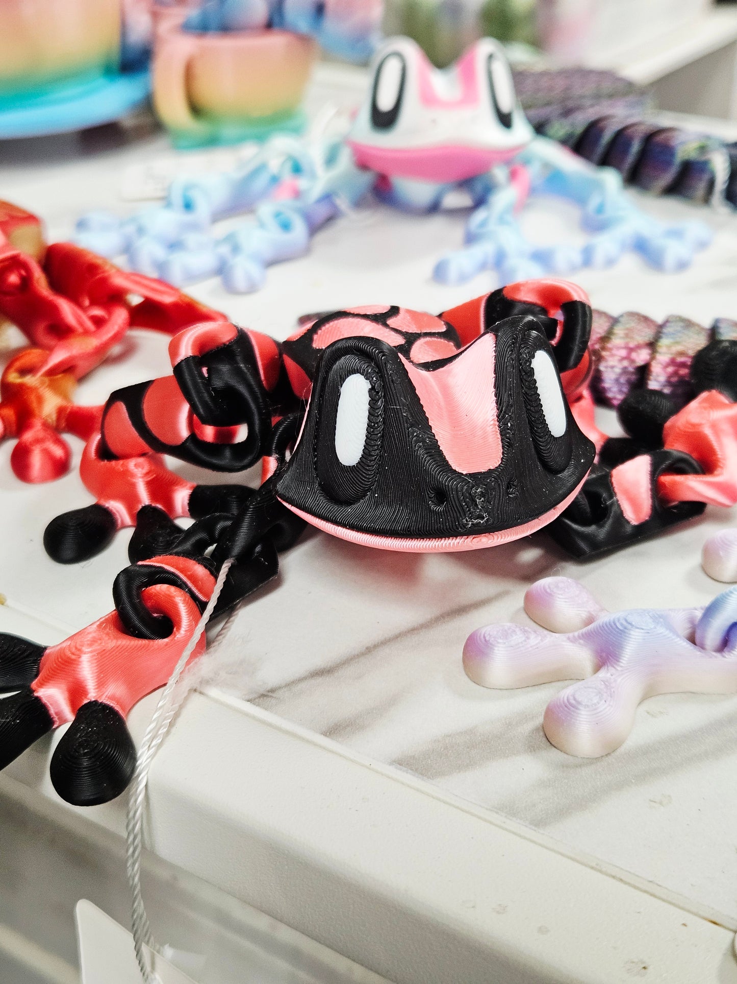 Black/Pink 3D Frog - Large