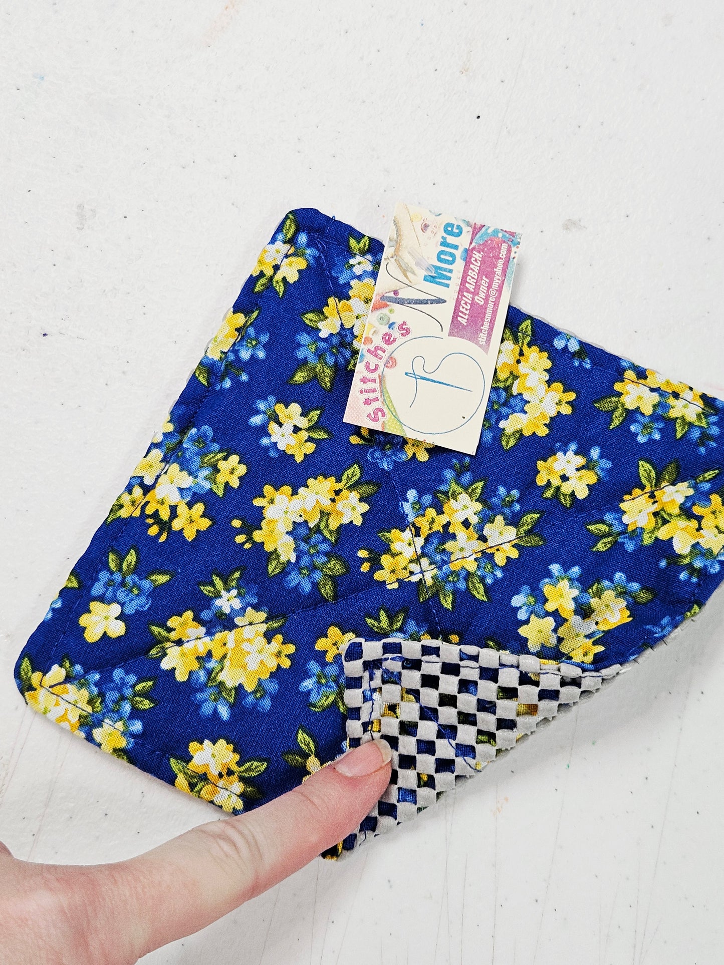 Jar Gripper Blue w/Yellow Flowers