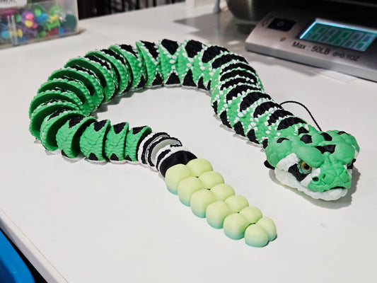 Rattlesnake - 3D Green & Black