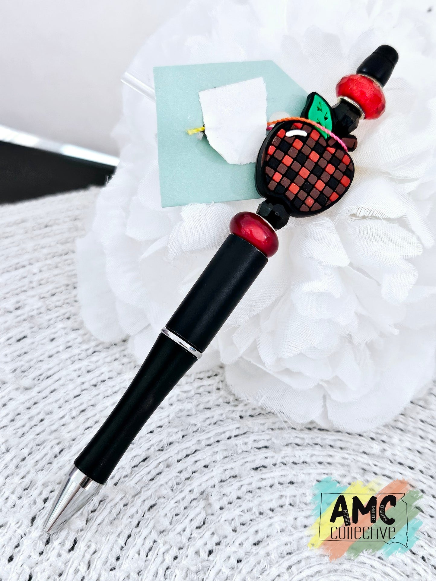 Black/Red Plaid Apple Beaded Pen