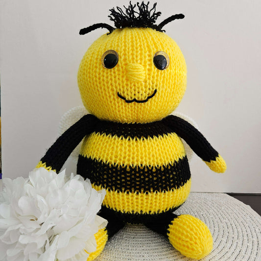 Bee Stuffie - Large