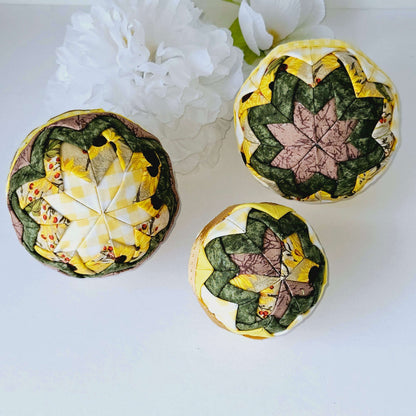 Sunflower Folded Star Decor Balls