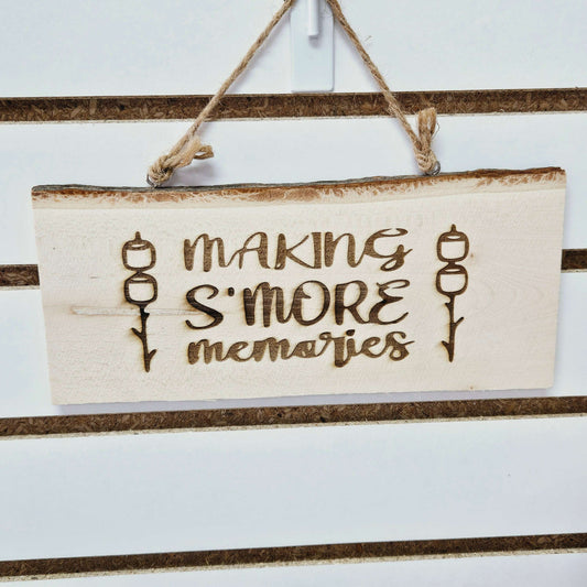 Making S'more Memories Hanging Sign