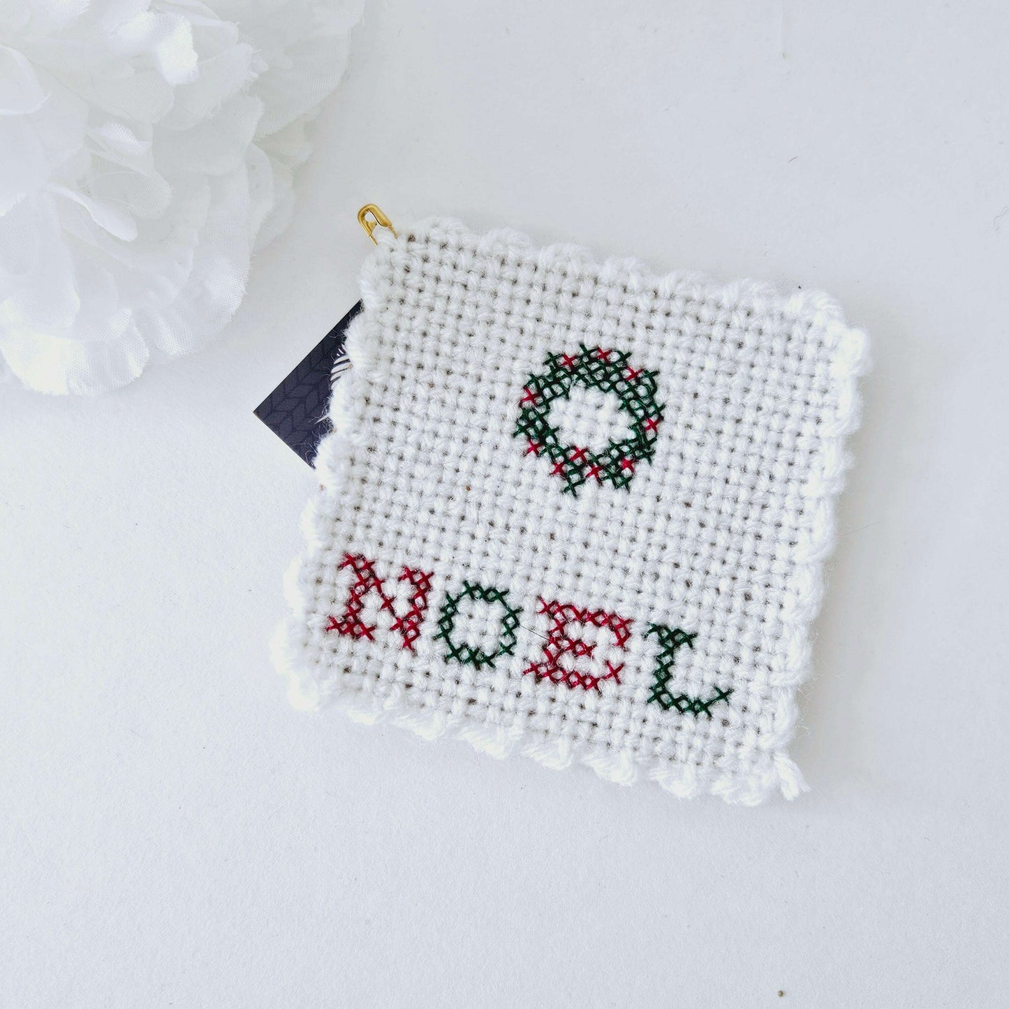 Noel Single Embroidered Coaster