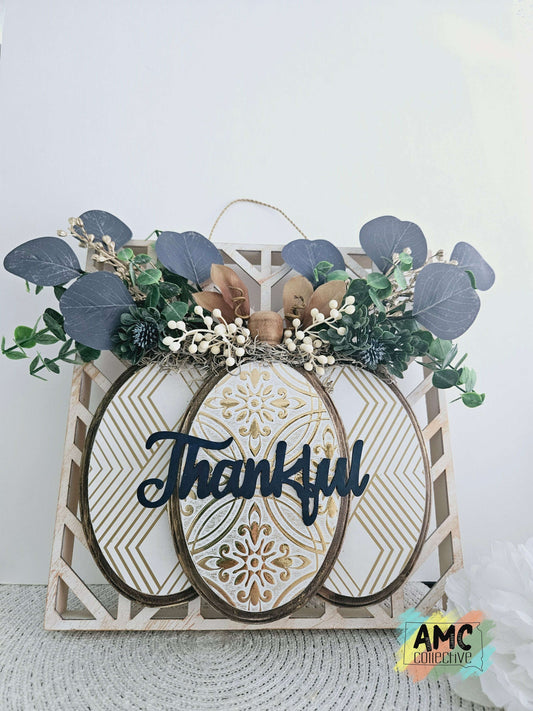 Thankful Wooden Wall Hanging